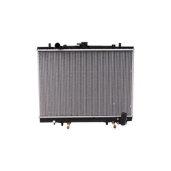Radiator Mitsubishi Montero Sport 1999 At